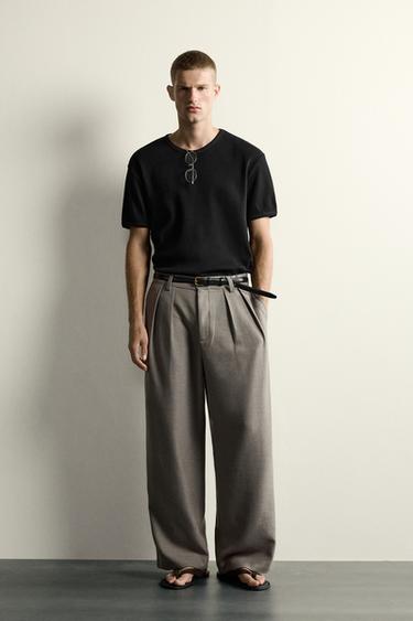 WAFFLE-KNIT TEXTURE T-SHIRT - Black by Zara