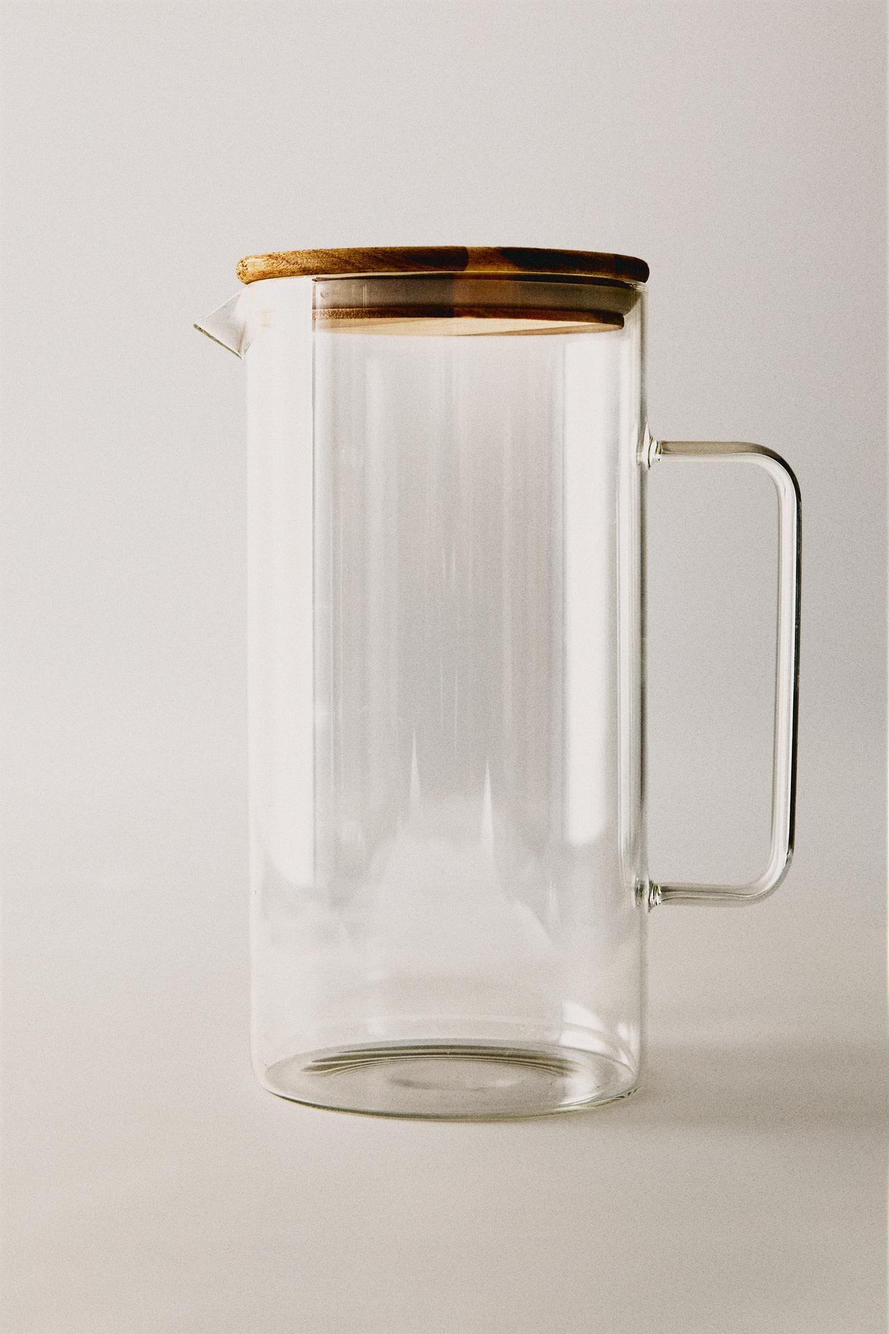 BOROSILICATE GLASS PITCHER WITH LID — Transparent