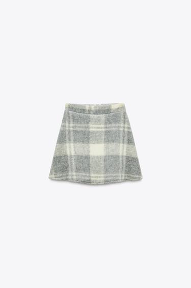 FALDA CORTA CUADROS SOFT - Grises de Zara