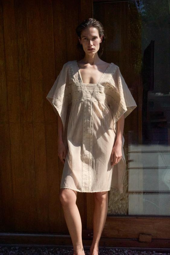 ROBE CAFTAN PLISSÉE DENTELLE - rose poudré de Zara - Image 0