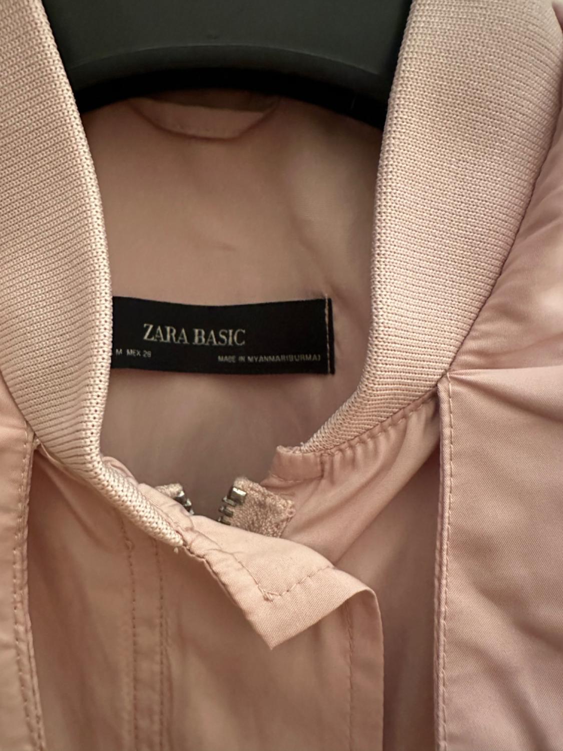 WATER REPELLENT RUFFLED JACKET - Image 3