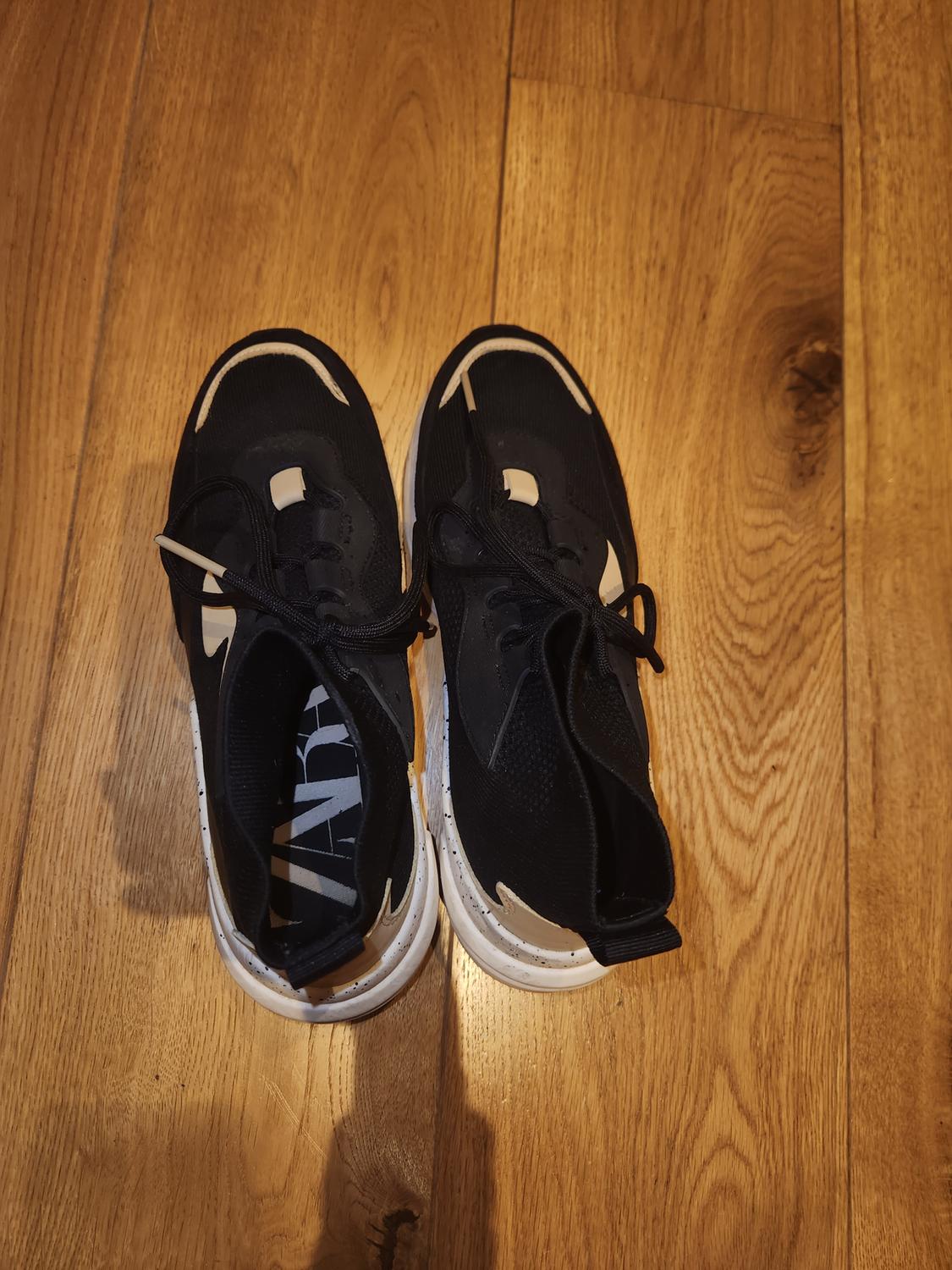 CONTRAST HIGH-TOP TRAINERS - Image 3