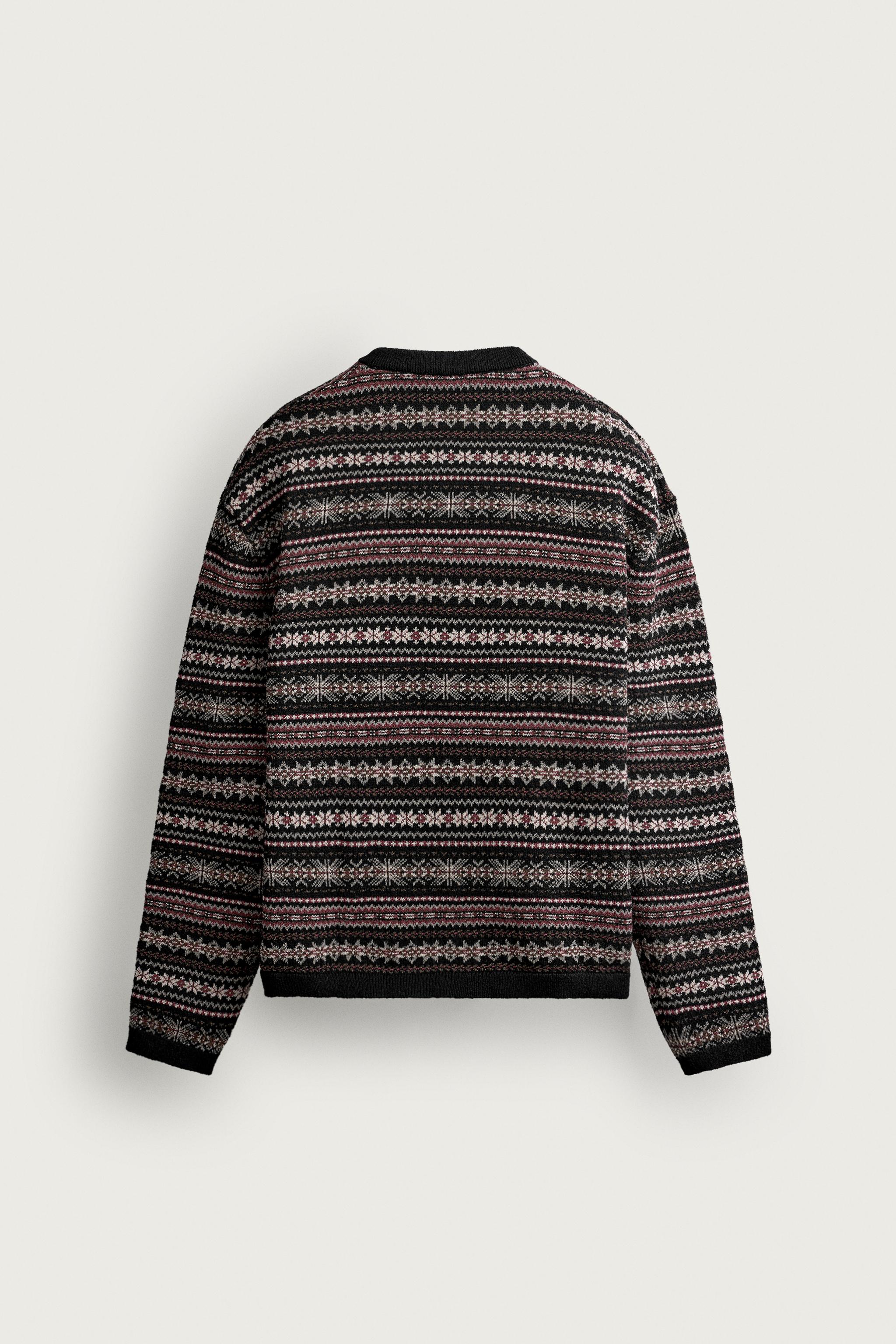 GEOMETRIC JACQUARD SWEATER