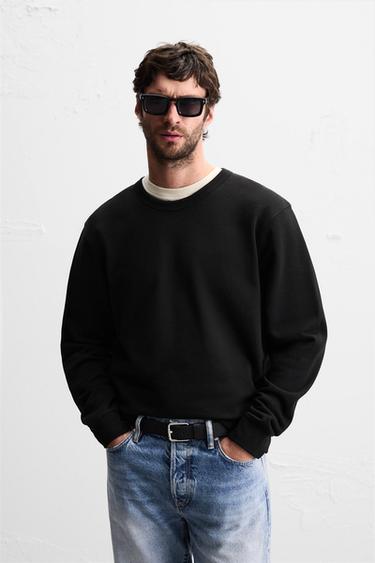 BASIC CREW NECK SWEATSHIRT - Black by Zara