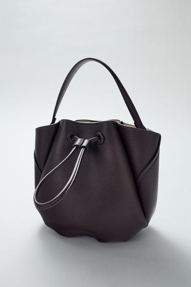 MINI SACA PESPUNTES - Marrón de Zara