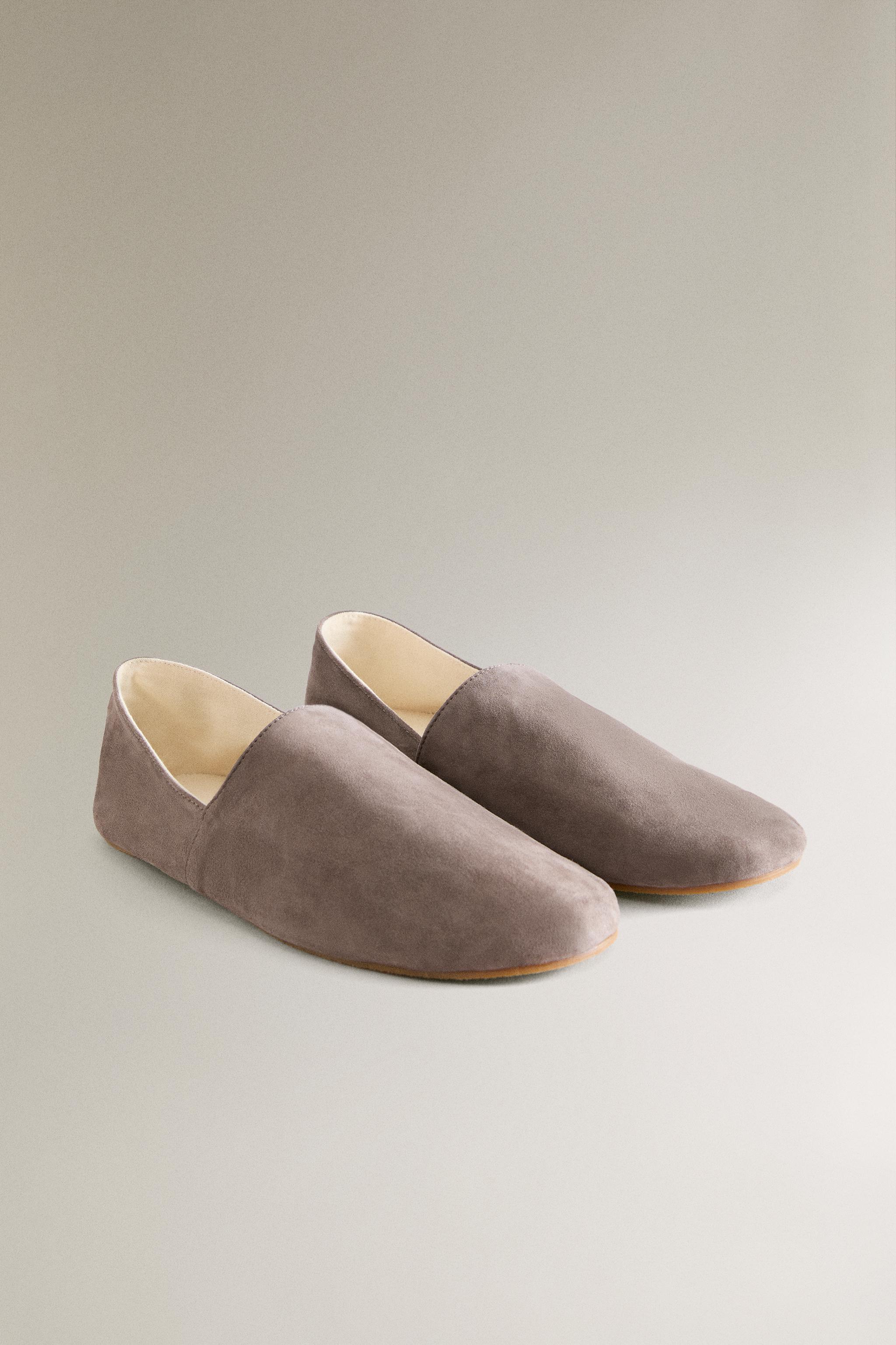 LEATHER MOROCCAN SLIPPERS