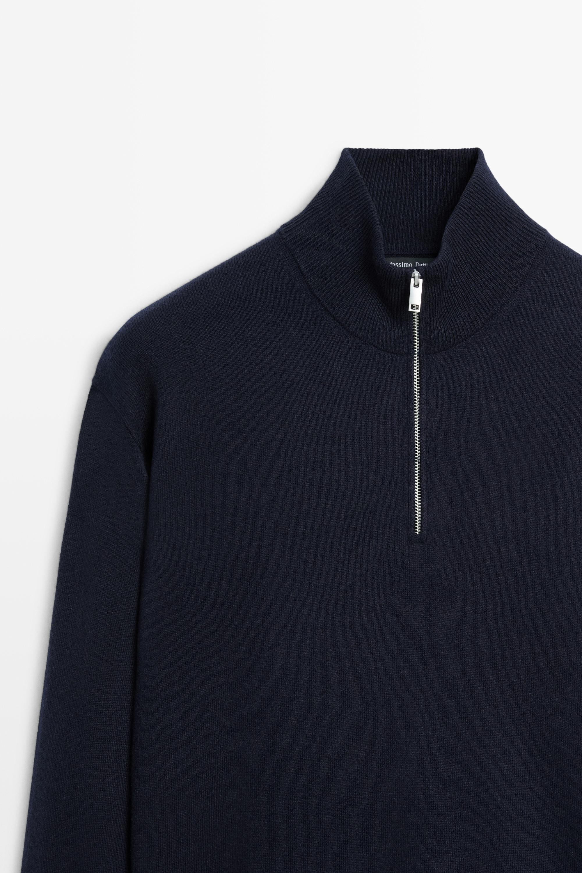 Pull en maille col montant zippé