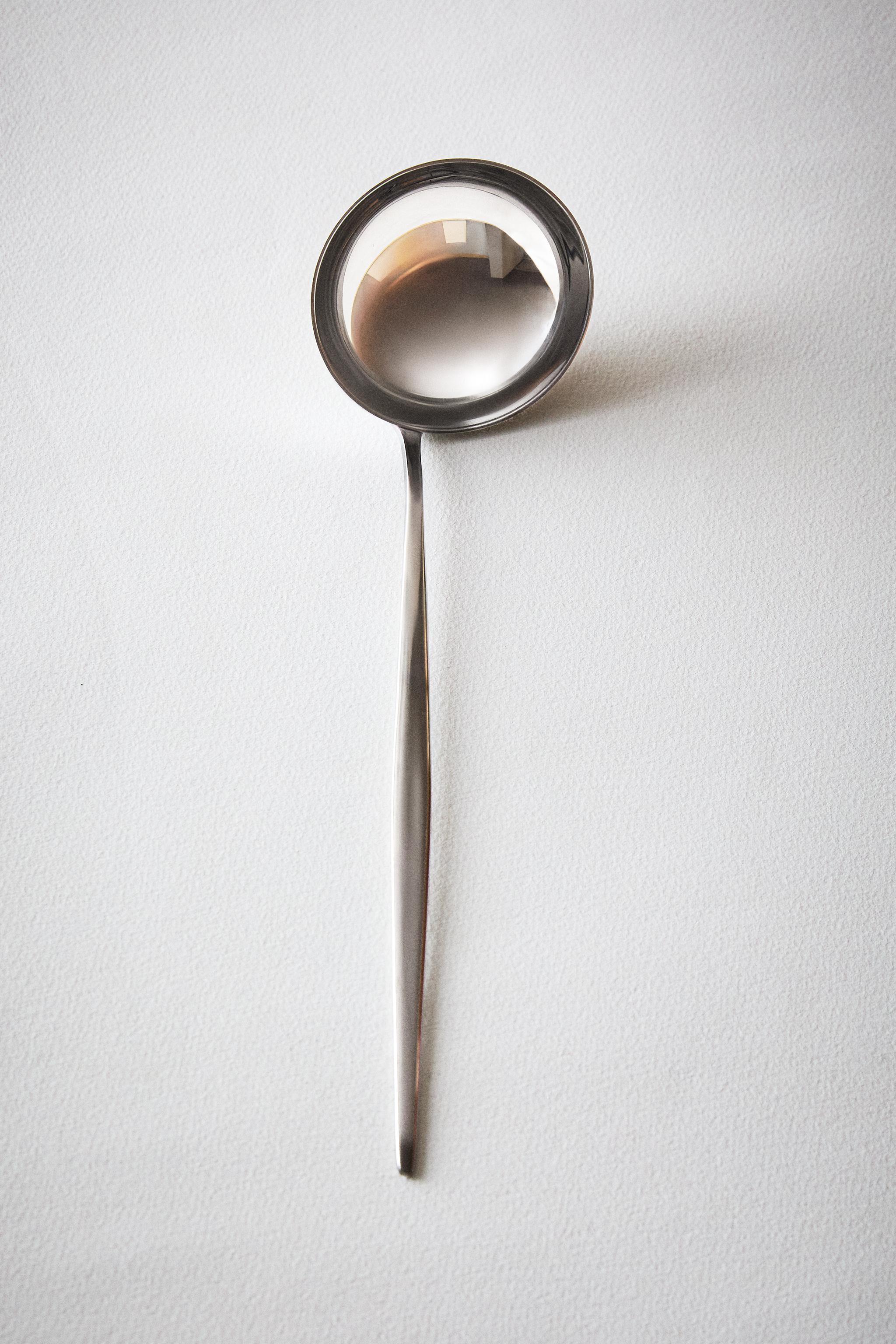 SOUP LADLE WITH EXTRA-FINE HANDLE — Steel