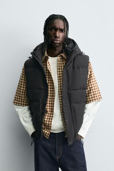 QUILTED GILET WITH HOODIE - Black by Zara