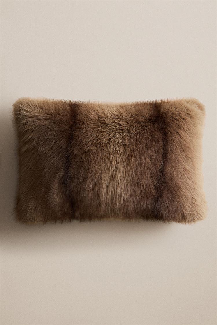 STRIPED FUR THROW PILLOW COVER — Taupe gray