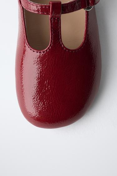 BALLERINES EN T VERNIES - Bordeaux de Zara - Image 2