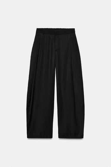 Zara FLOWY PLEATED PANTS - Black