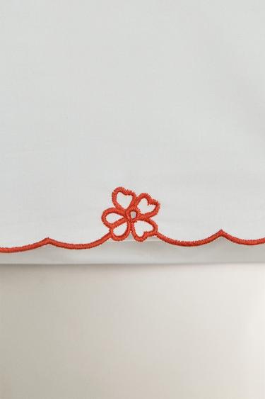FEDERA GUANCIALE BAMBINI FIORI RICAMATI - Rossiccio di Zara