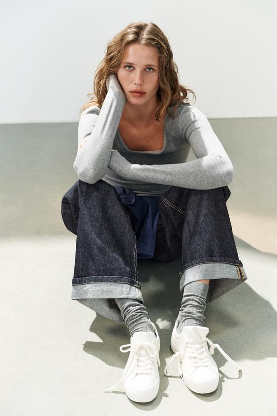 КРОССОВКИ С ДЕТАЛЬЮ НА ЗАДНИКЕ — Белый от Zara — изображение 0