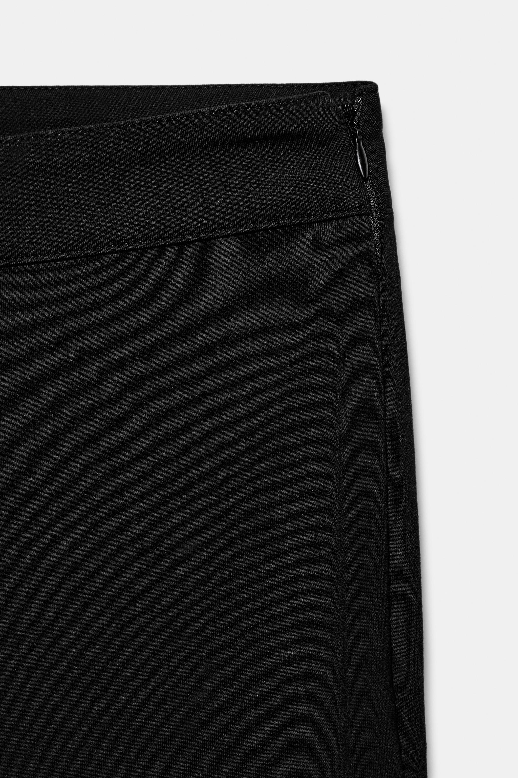 STRETCH CAPRI PANTS