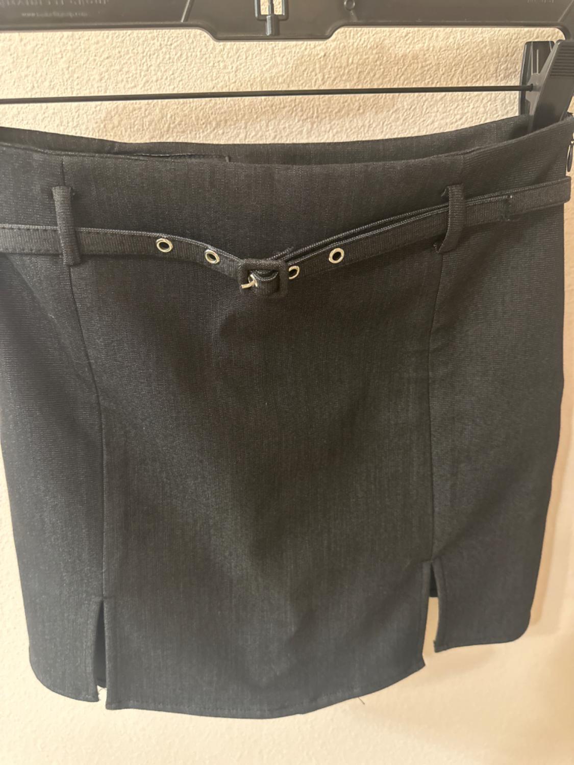FALDA PANTALÓN ABERTURAS CINTURÓN