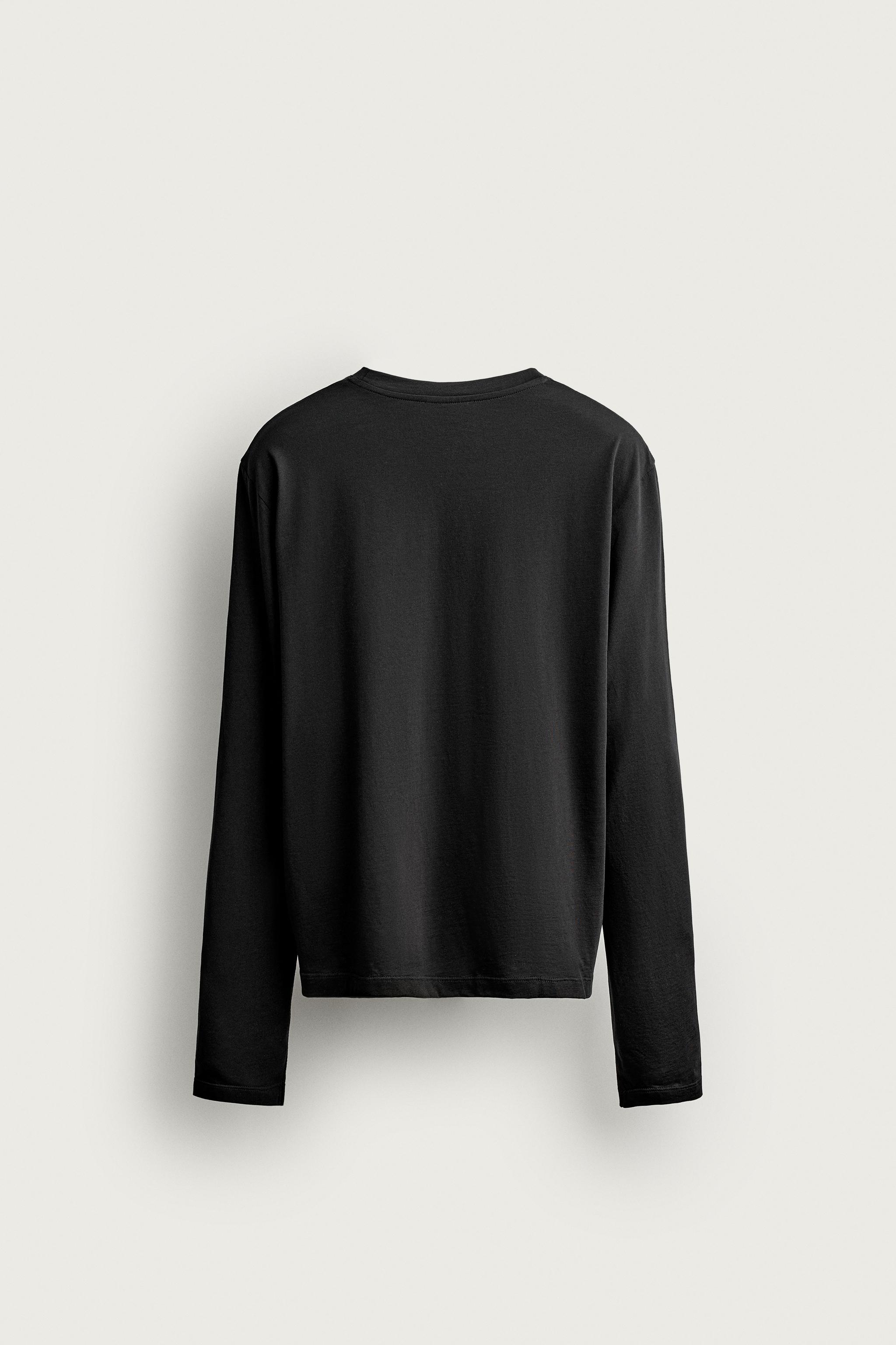 RELAXED FIT LONG SLEEVE T-SHIRT — Black