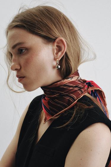 Zara REVERSIBLE 100% VISCOSE STRIPED SCARF - Maroon - Image 0