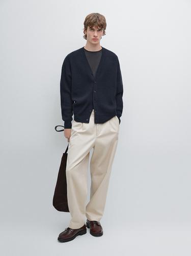 Cardigan à col en V en laine mélangée - Bleu marine de Zara