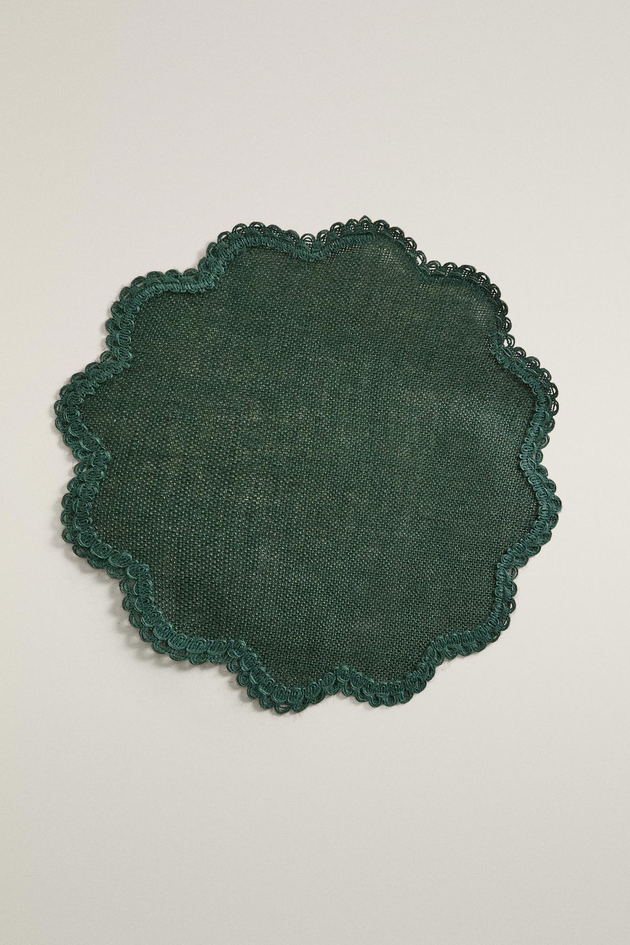 CHRISTMAS JUTE CROCHET PLACEMAT