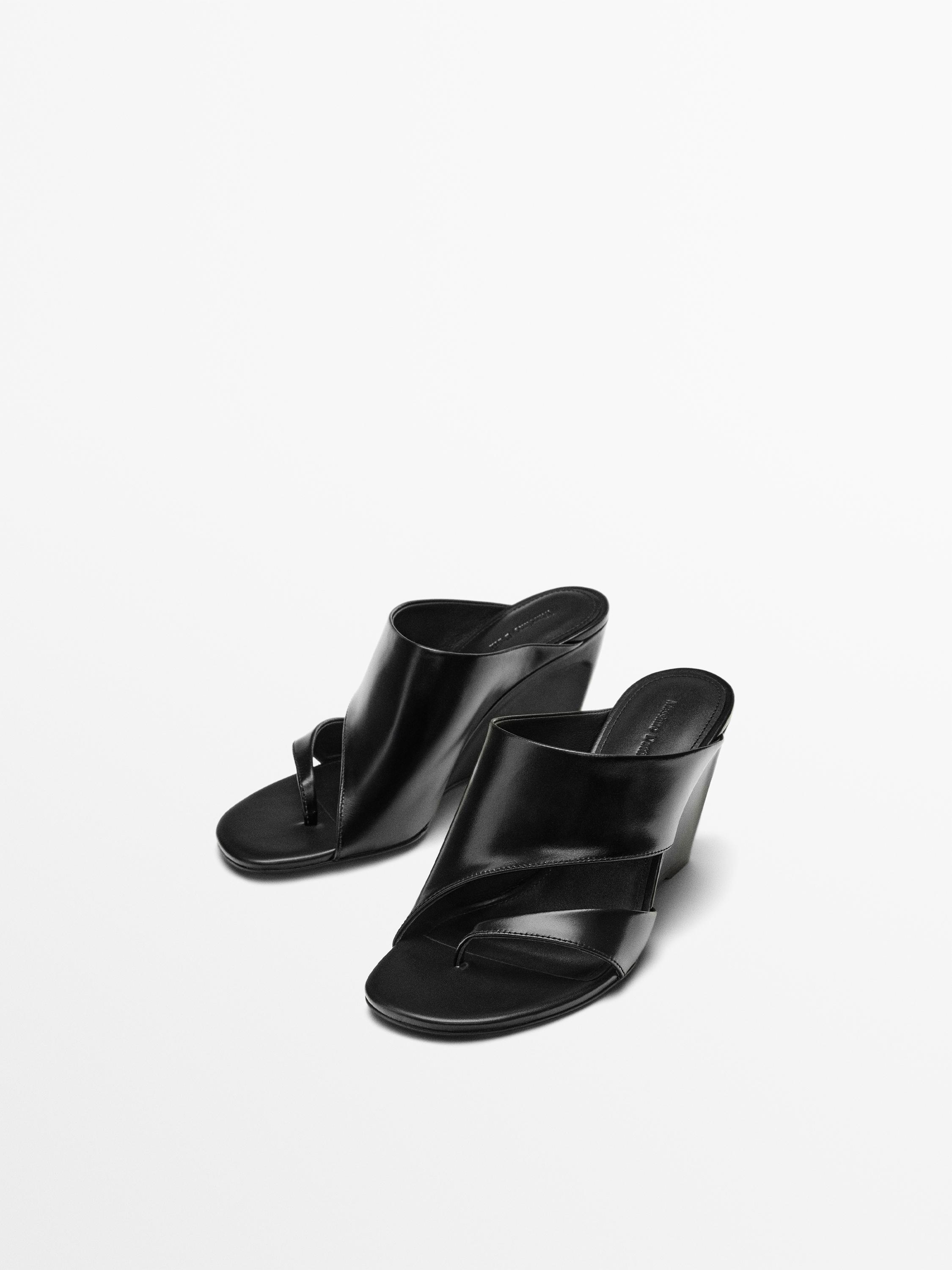 Leather wedge sandals