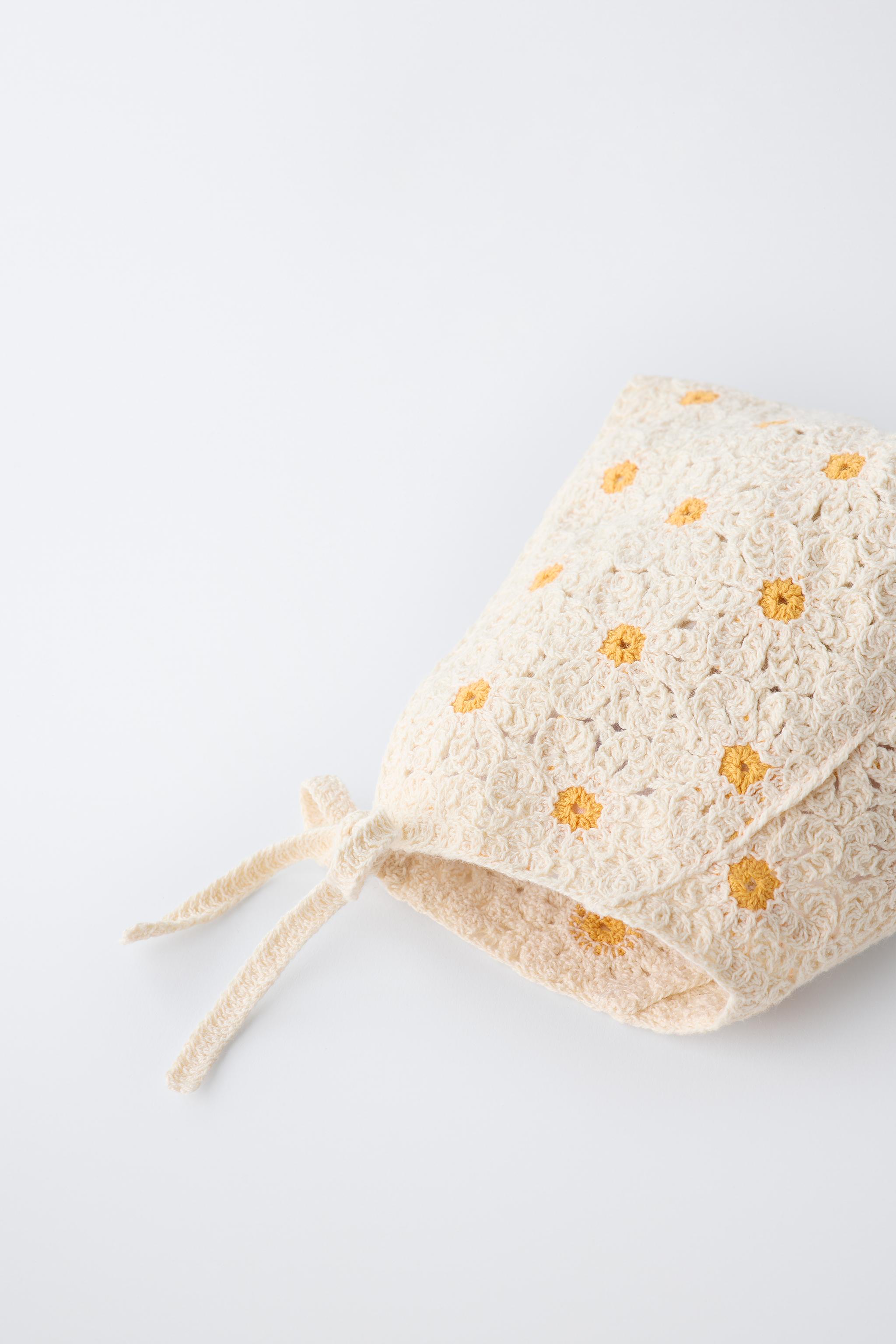 BONNET MARGUERITES EN CROCHET