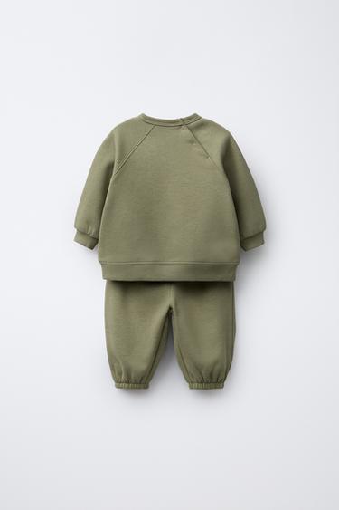 ENSEMBLE SWEAT ET JOGGER IMPRIMÉ - Kaki de Zara - Image 1