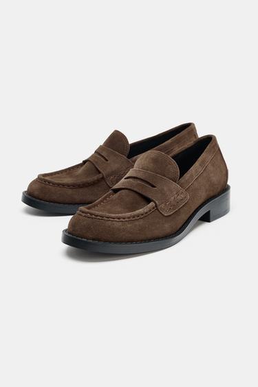 MOCASSINS EN CROÛTE DE CUIR - Gris taupe de Zara - Image 3