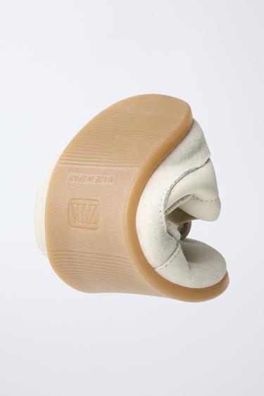 CHAUSSURES EN CUIR PIEDS NUS - Marron sable de Zara - Image 2