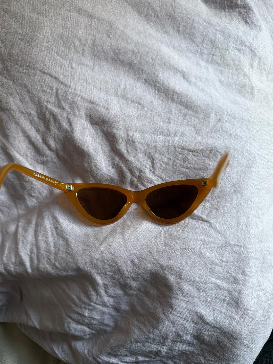 SONNENBRILLE - Image 2