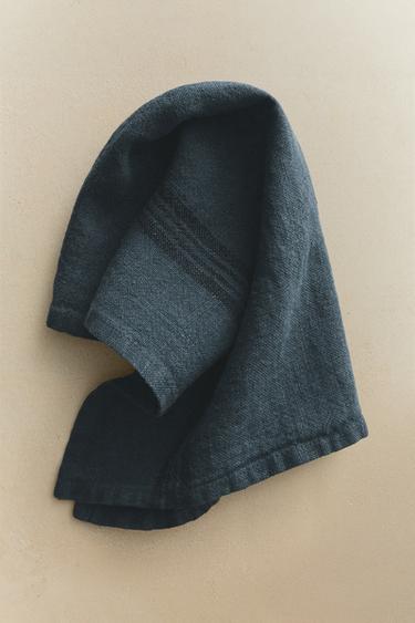 PACK OF COLOURED HEAVY-LINEN NAPKINS (PACK OF 2) - Blue by Zara - Image 5