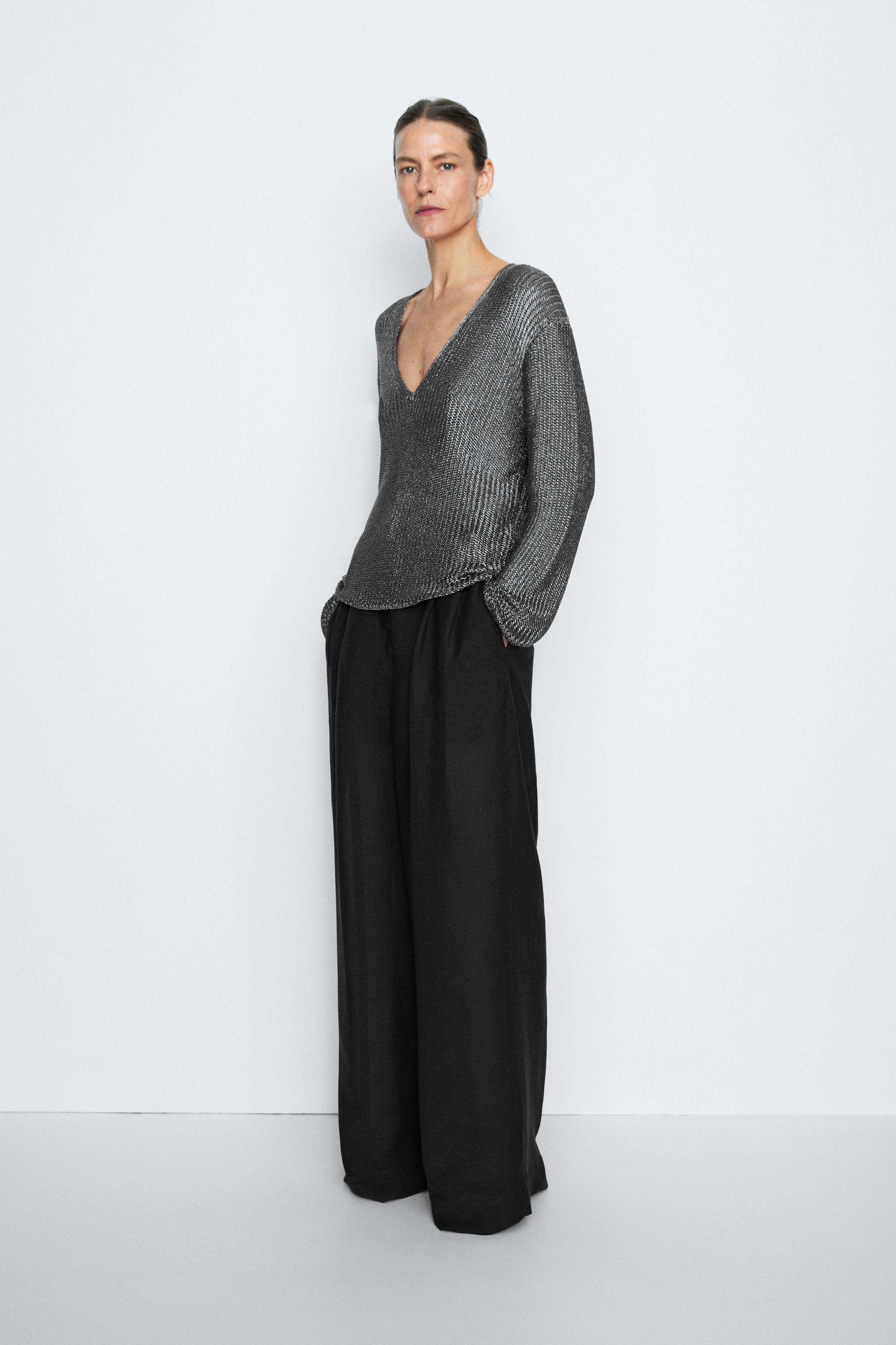 Metallic knit V-neck sweater - STUDIO - Salmon | ZARA Canada