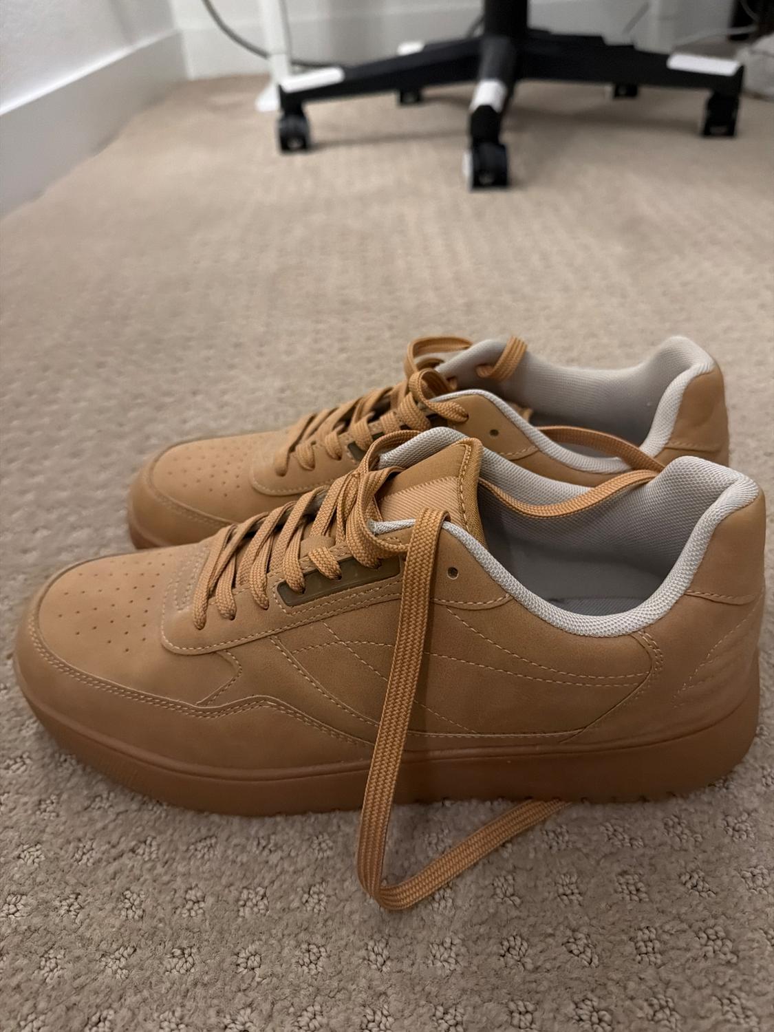 MONOCHROME SNEAKERS - Image 4