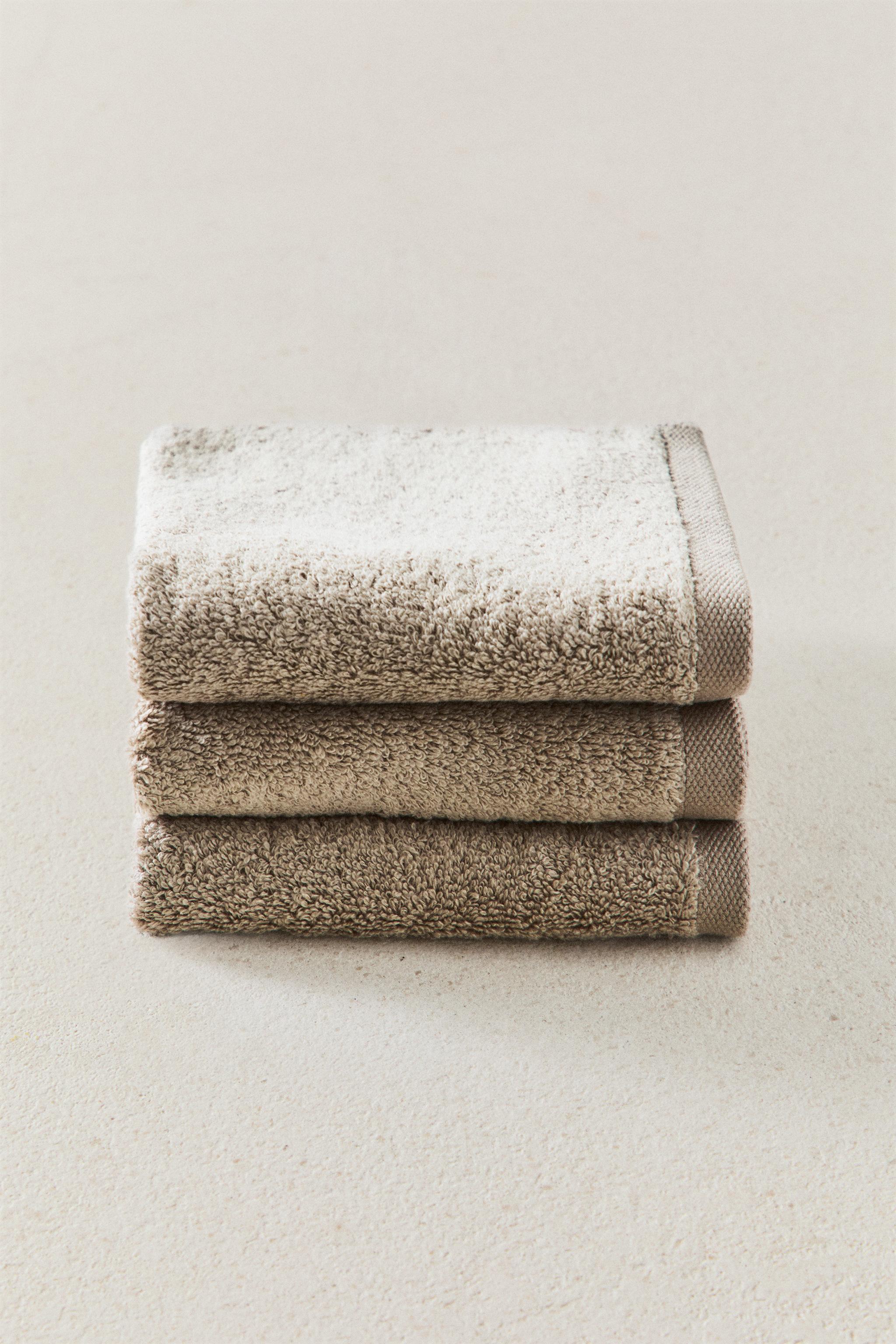 PREMIUM COTTON HAND TOWELS (PACK OF 3) — Dark beige