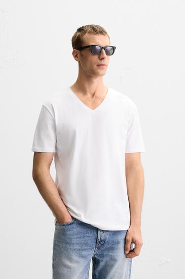 BASIC T-SHIRT MET V-HALS - Wit van Zara