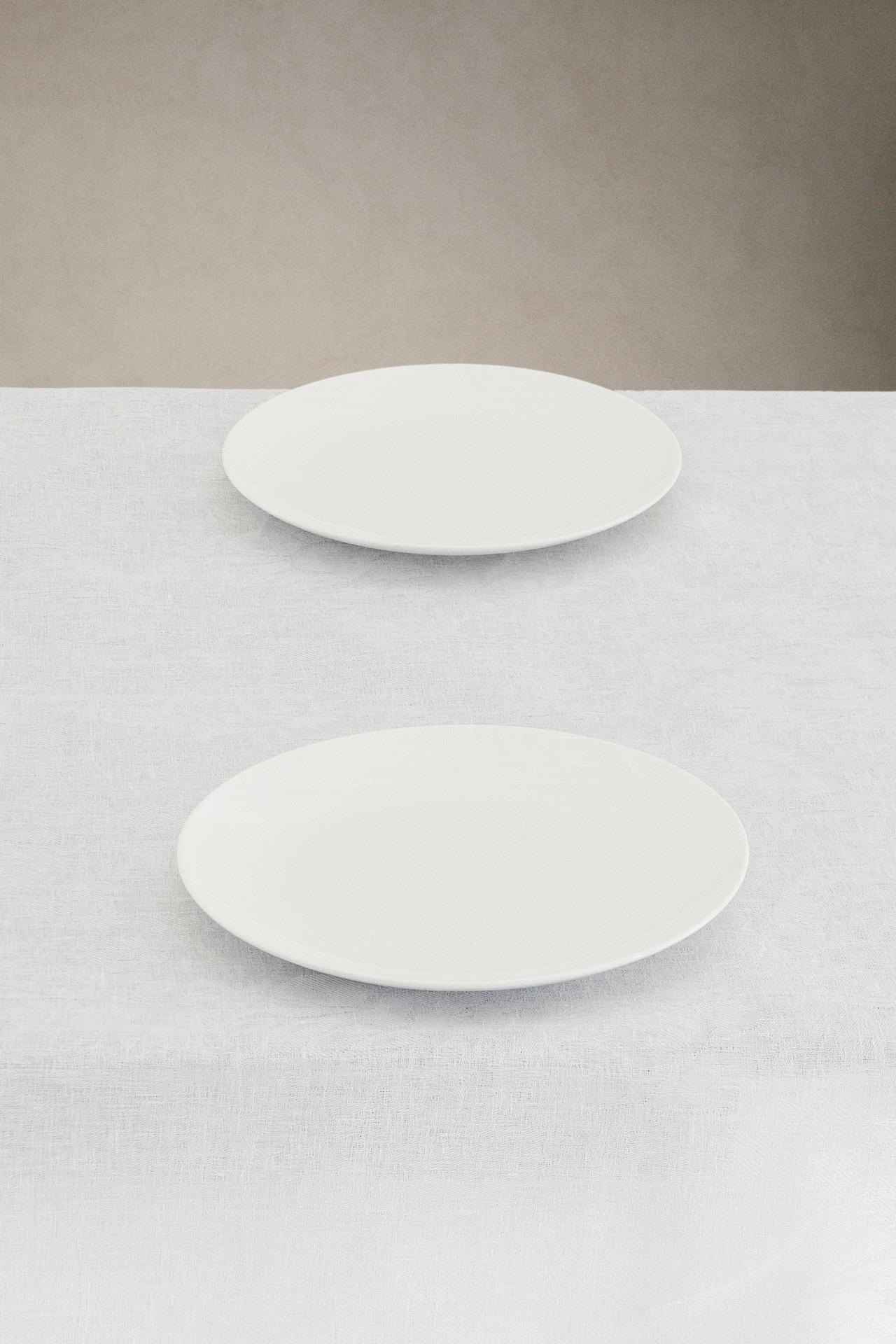 LINEN JACQUARD TABLECLOTH WITH LACE TRIM — White