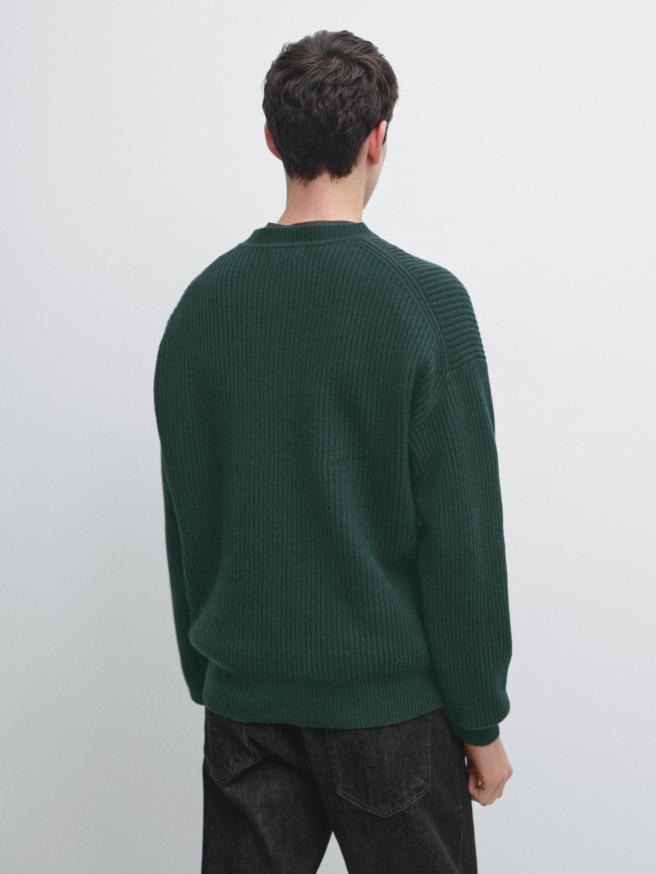 Knit 100% wool ribbed sweater