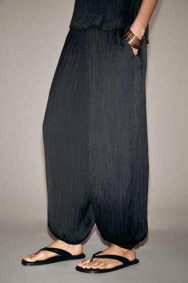 PANTALÓN BOMBACHO EFECTO ARRUGADO ZW COLLECTION - Negro de Zara