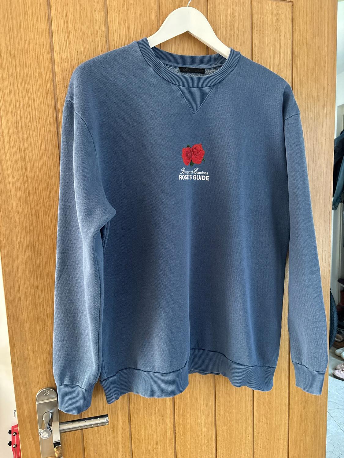 ROSE SLOGAN SWEATSHIRT - Image 4