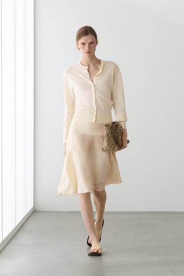 Cardigan en maille de lin à boutons - Gaufrette de Zara