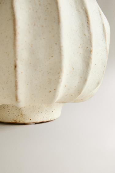DECORATIVE ROUND CERAMIC VASE - Bone by Zara - Image 2