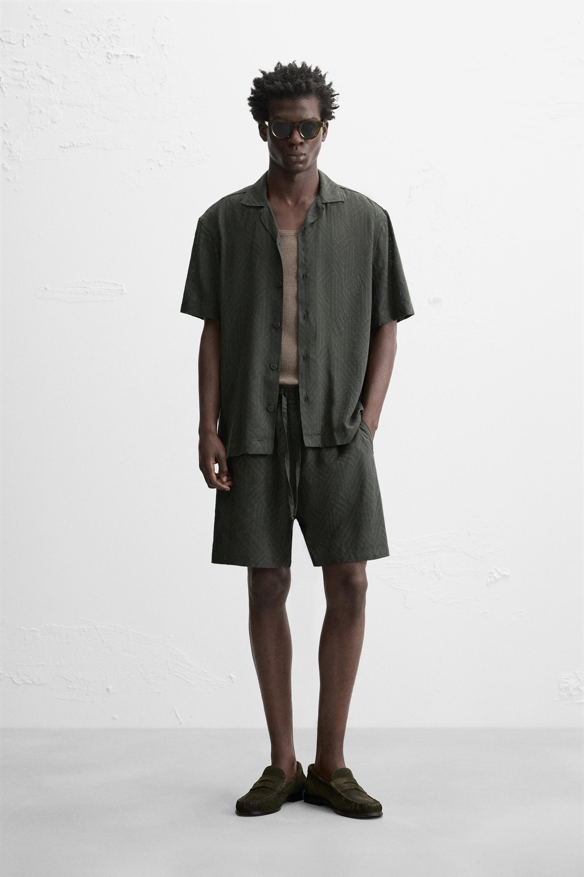GEOMETRIC JACQUARD SHORTS
