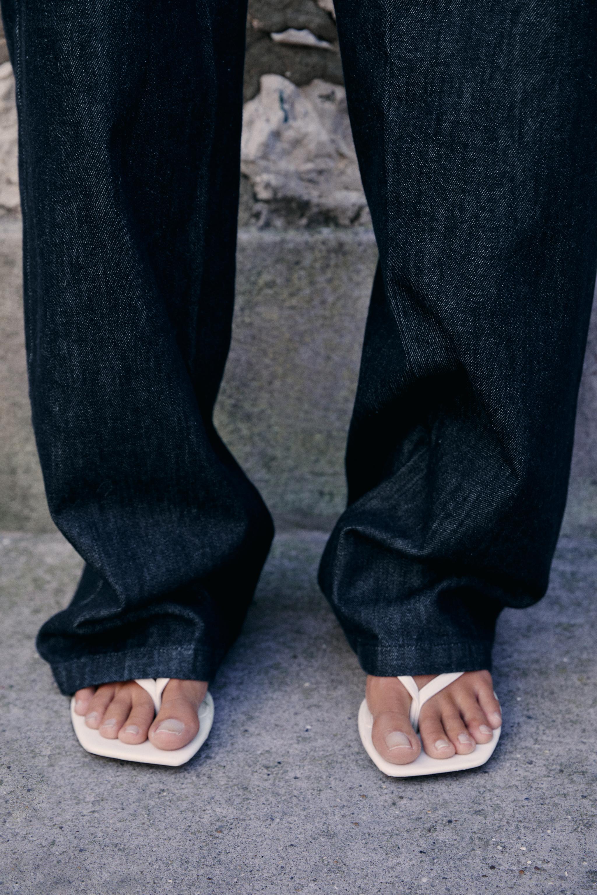 Z1975 HIGH-RISE CROSSOVER WIDE-LEG JEANS