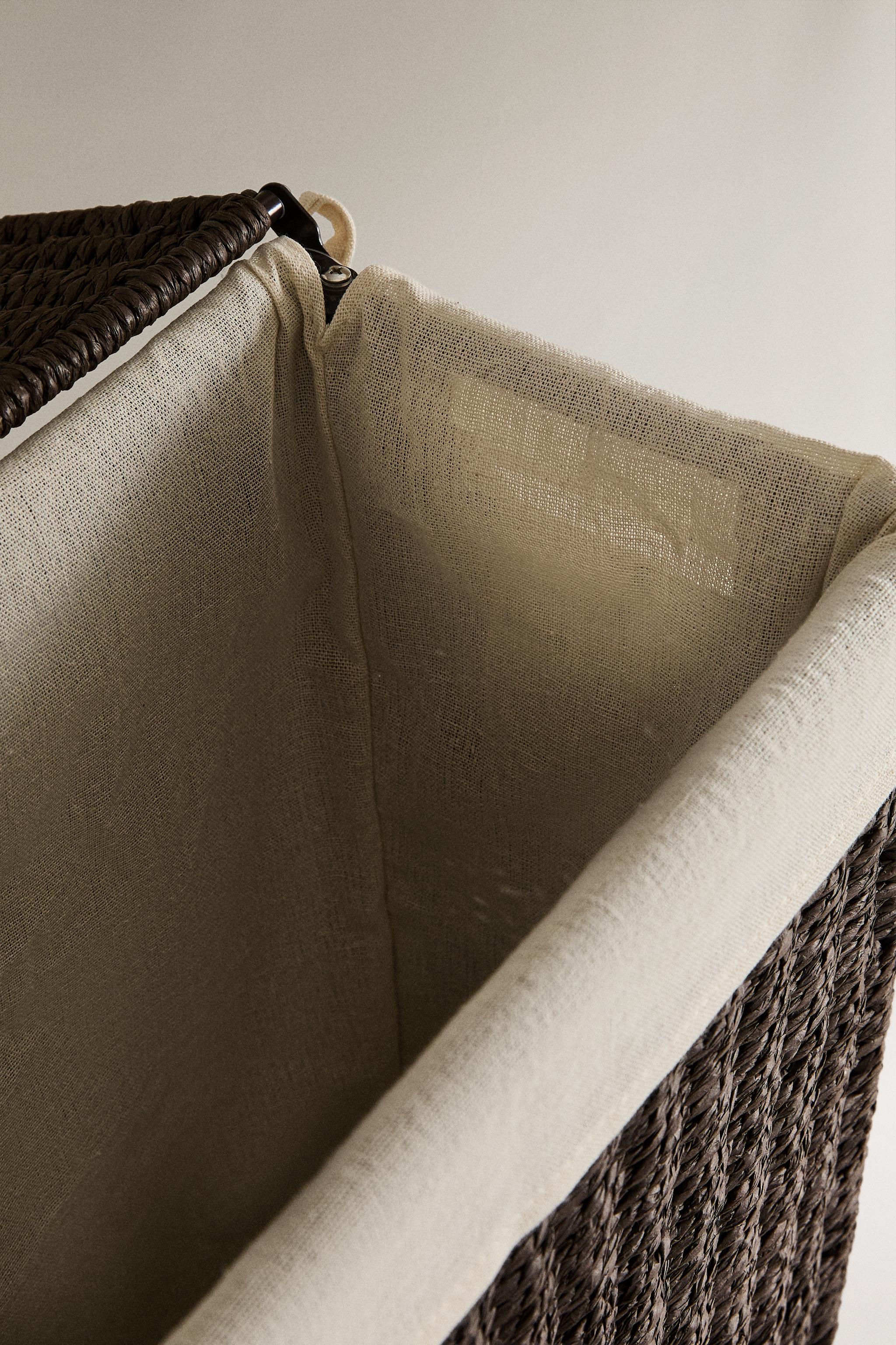 FABRIC-LINED LAUNDRY HAMPER