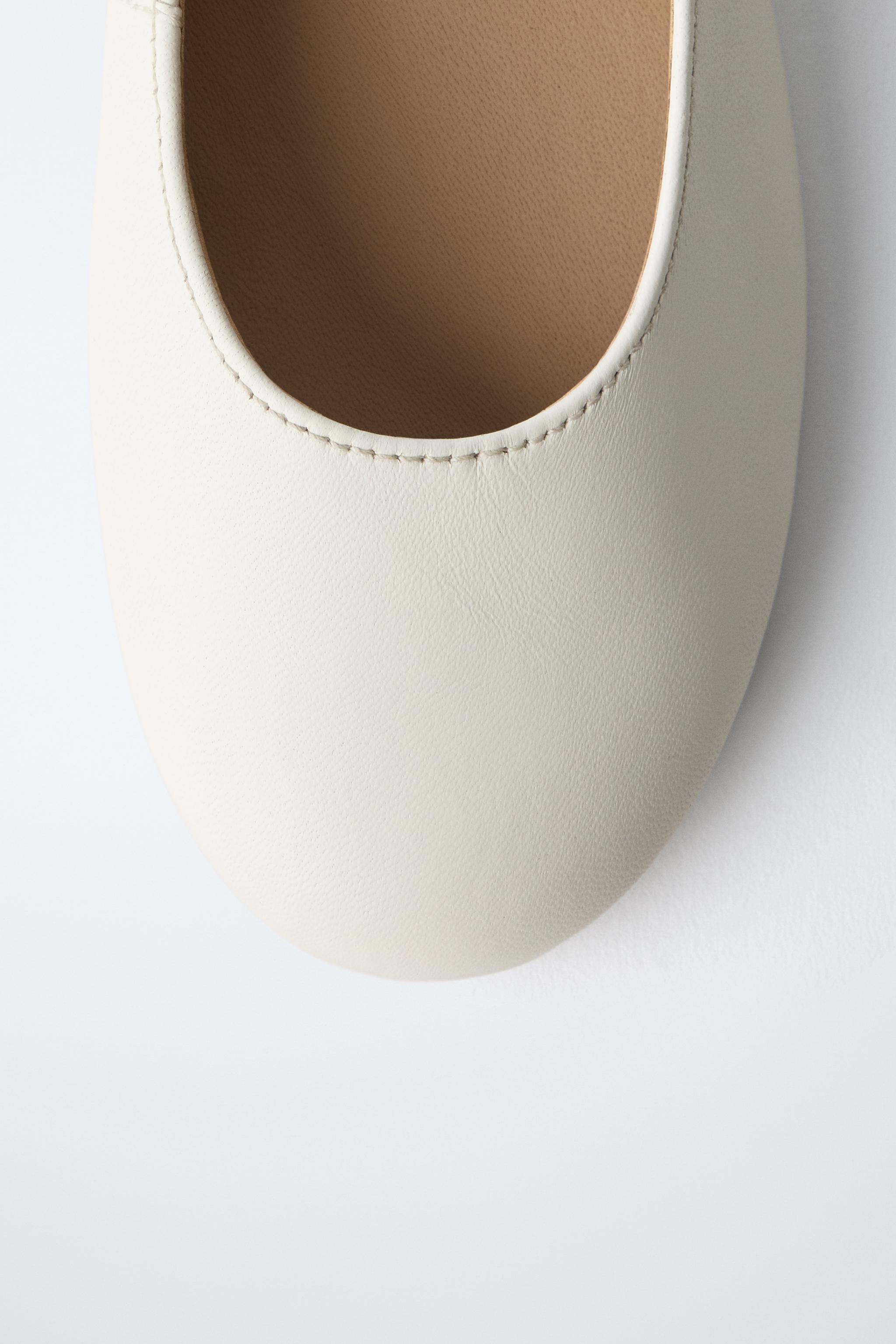 LEATHER SHOES