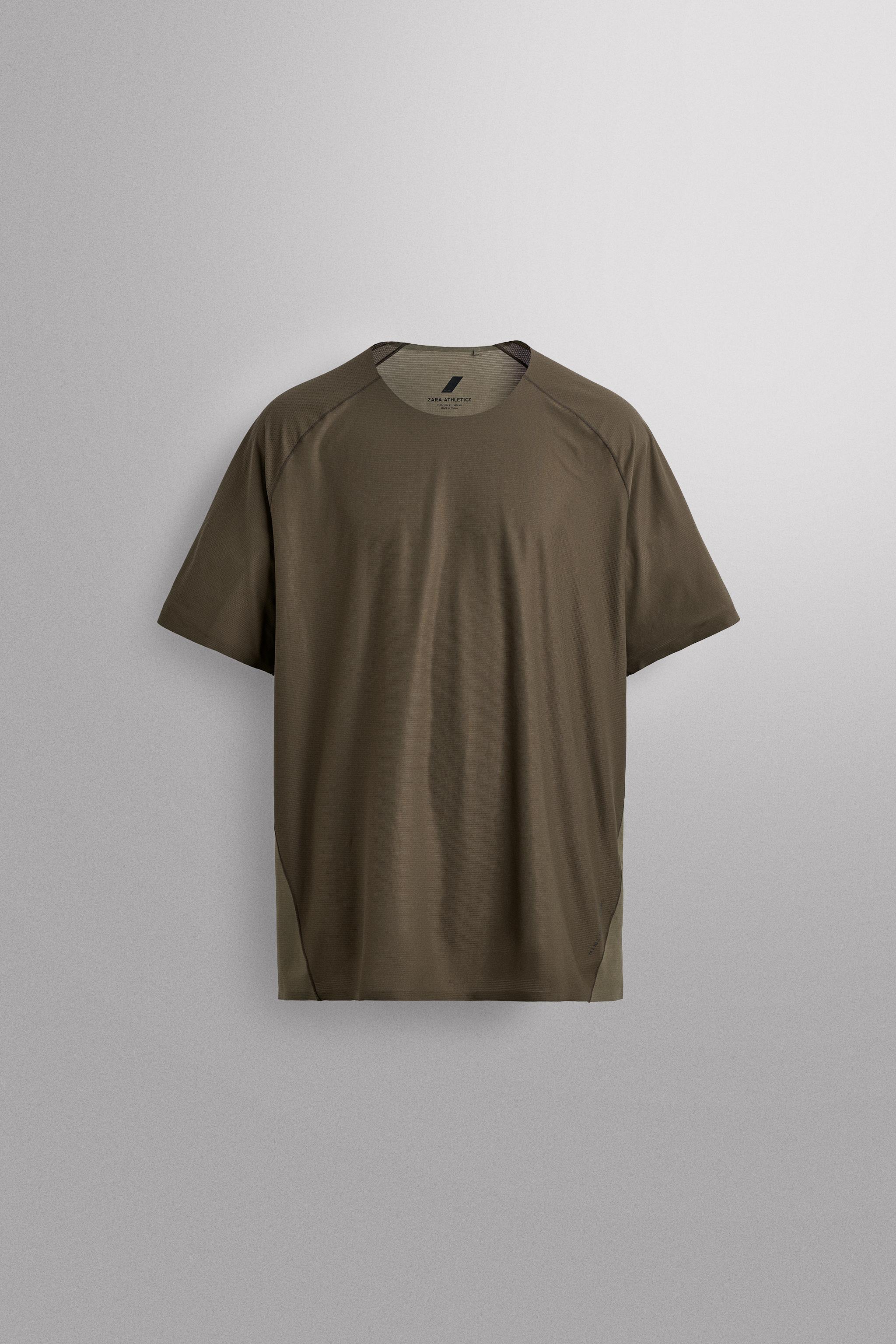 COLORBLOCK TEXTURED TECHNICAL T-SHIRT — Mid-green