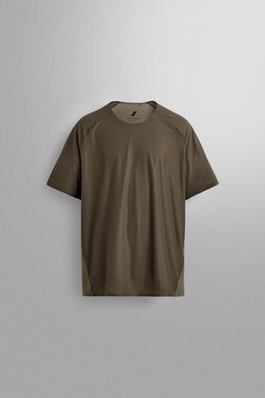 CAMISETA TÉCNICA ESTRUCTURA COLOR BLOCK - Verde medio de Zara - Imagen 0
