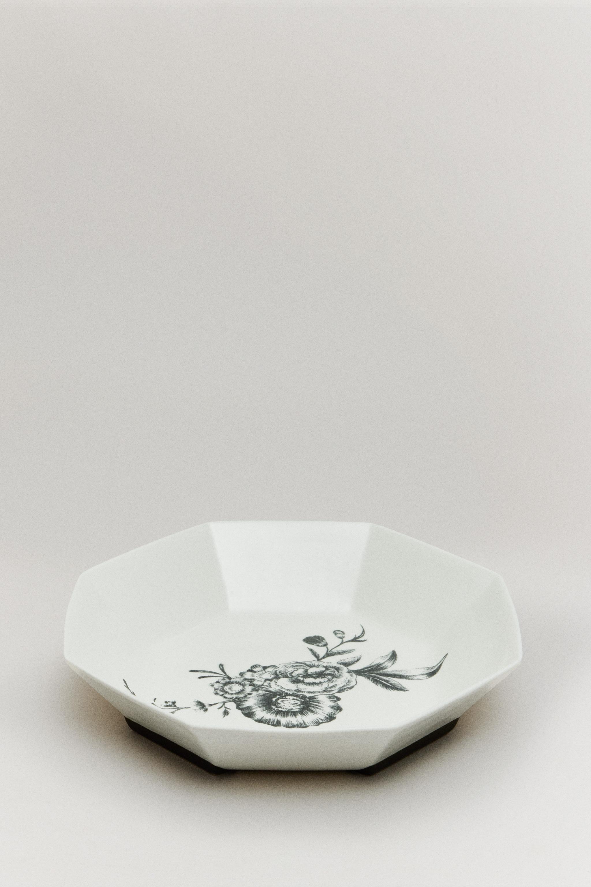 THE SKY OCTAGONAL DEEP PLATE