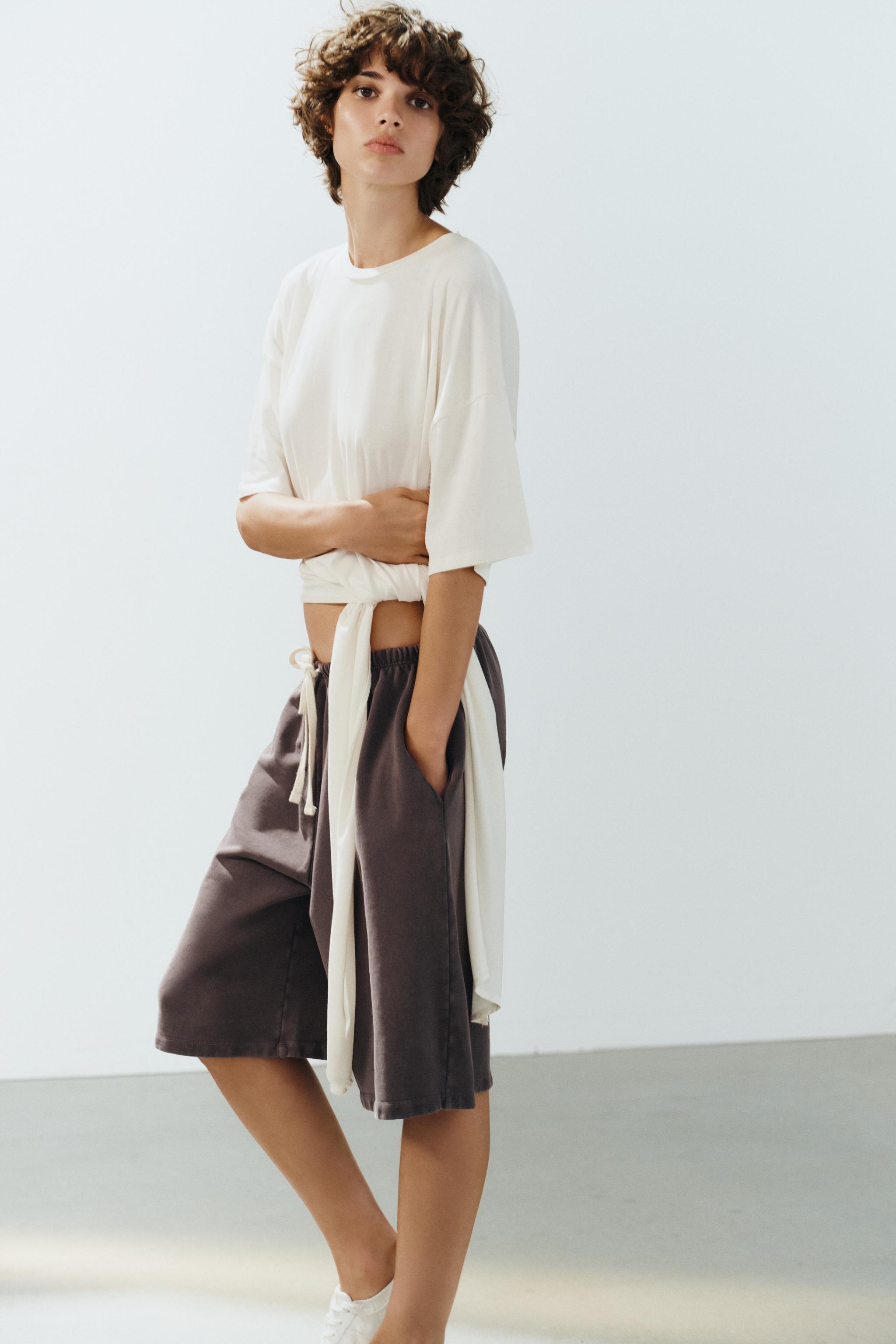 ASYMMETRICAL SLIT T-SHIRT — Light ecru