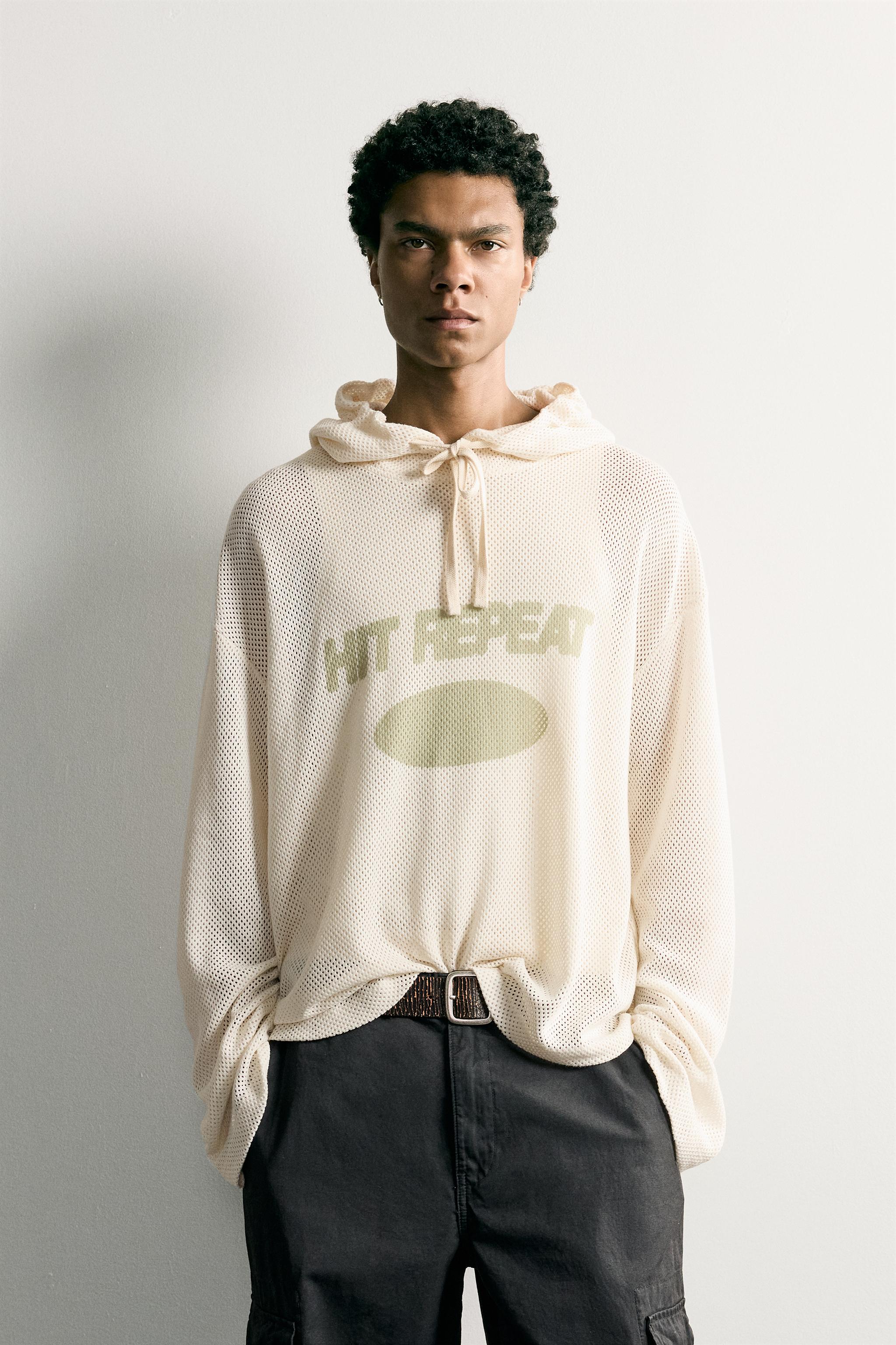RELAXED FIT HOODIE SWEATSHIRT